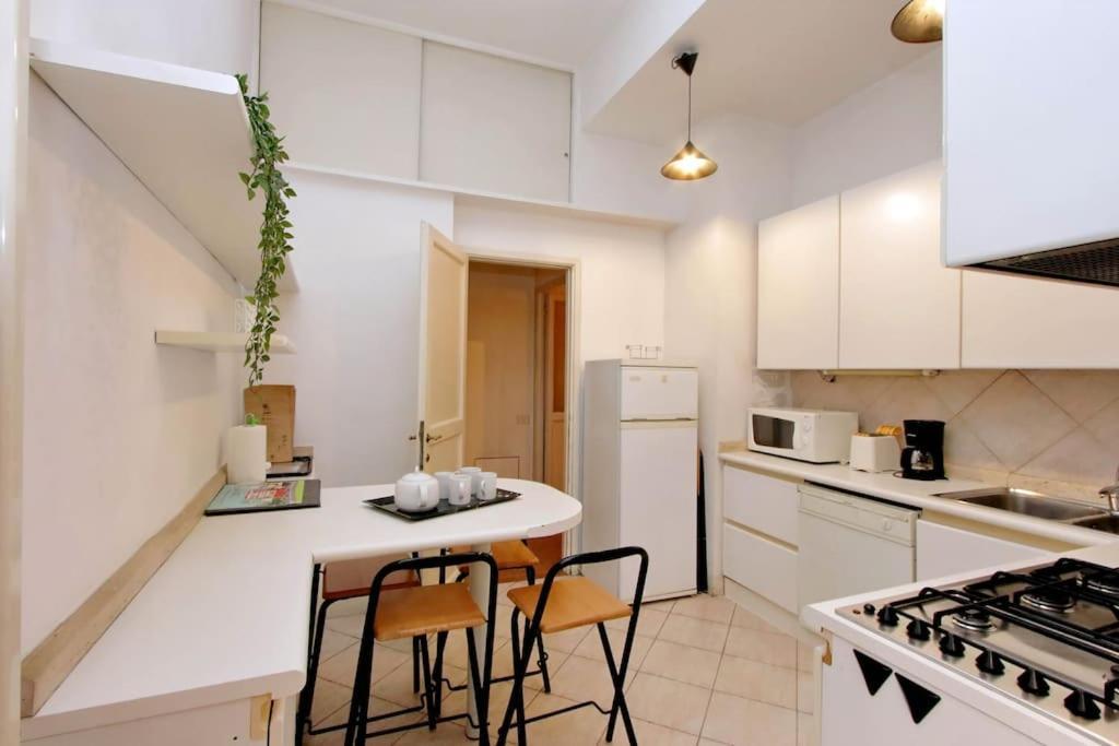Navona Elegant Two Bedroom Apartment Róma Kültér fotó